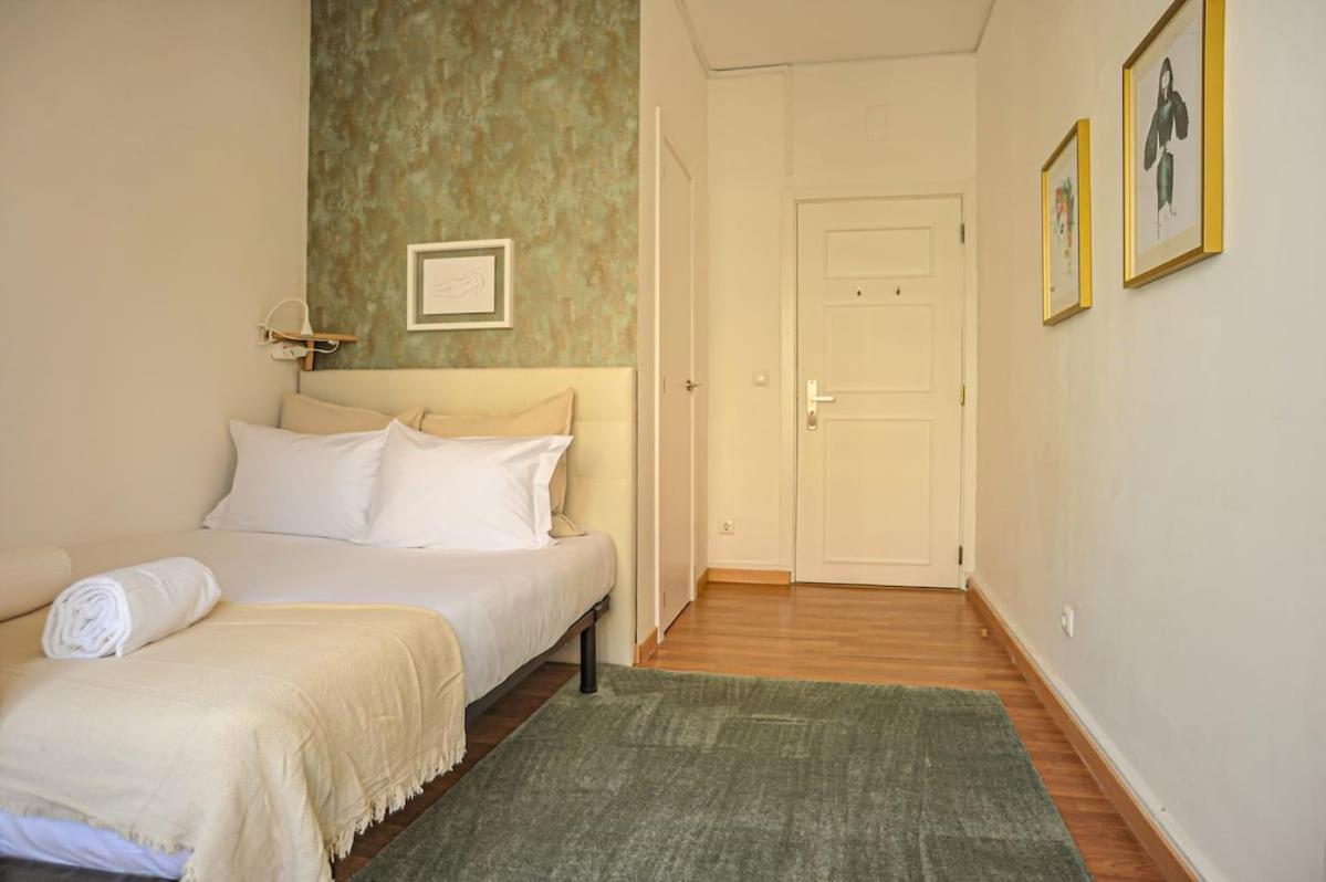 Guesthouse Marques De Pombal - 8 Bedroom Apartment Lisboa Exterior foto